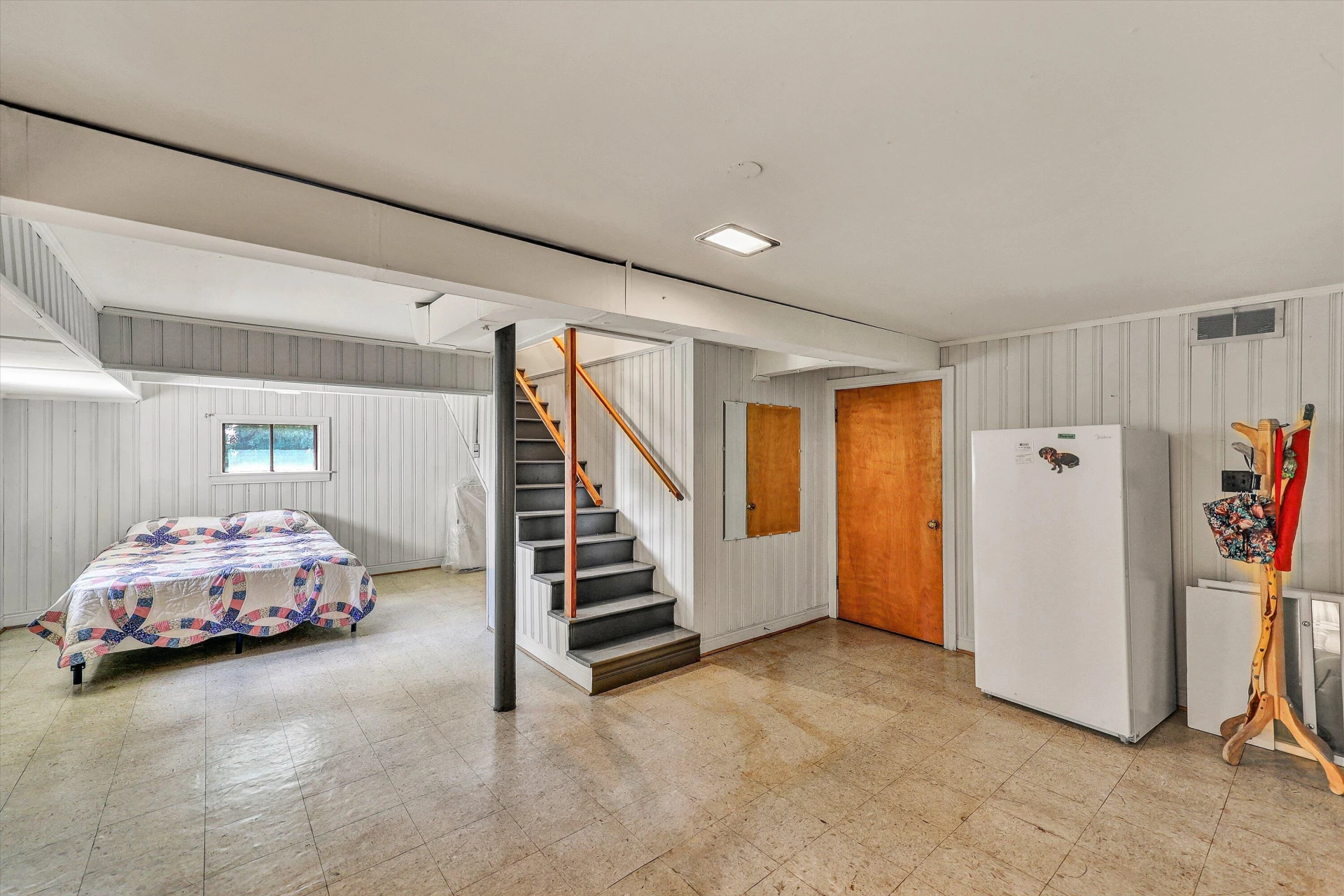 225 HILLCREST DR - Photo 43