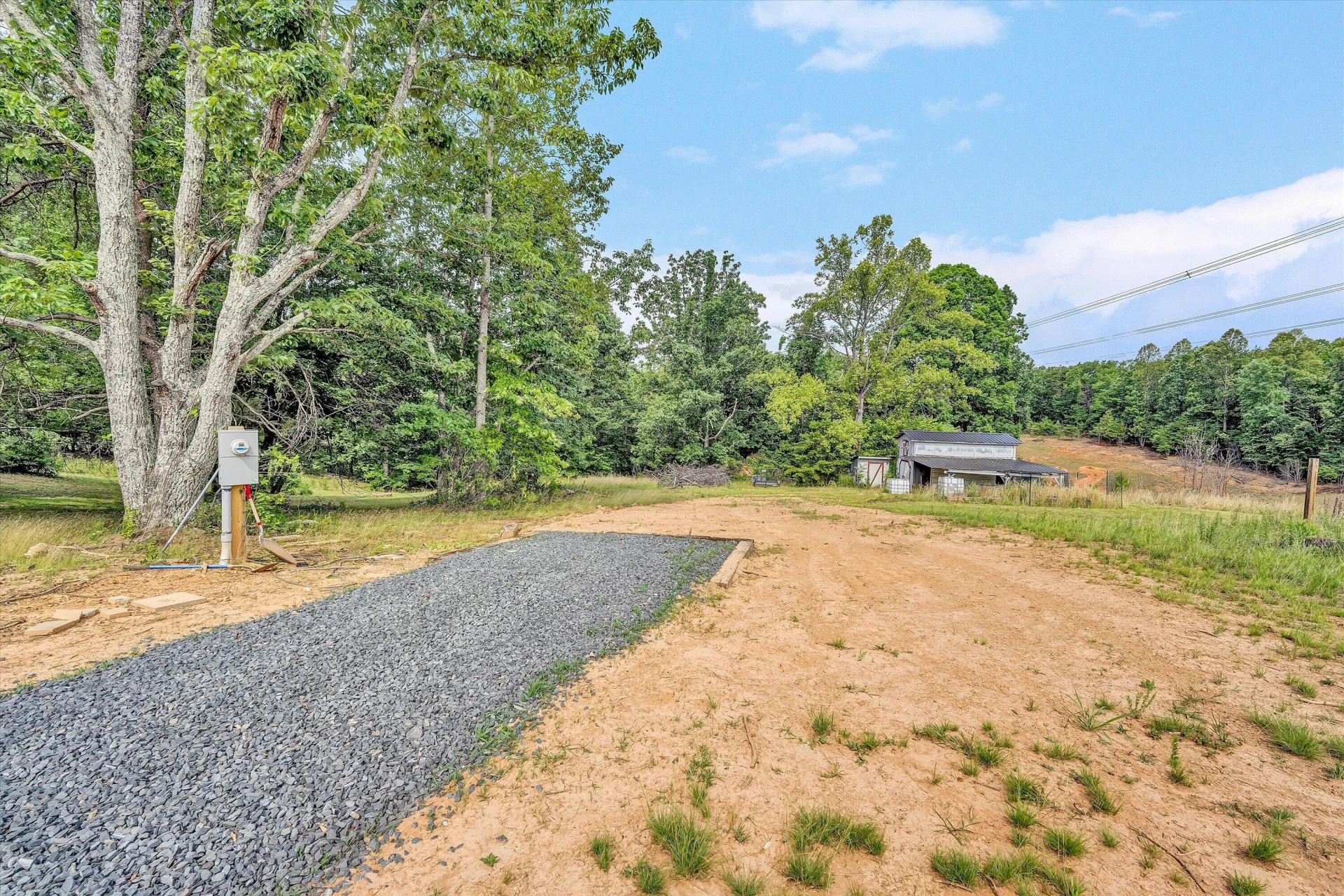 281 Cherokee Hills RD - Photo 37