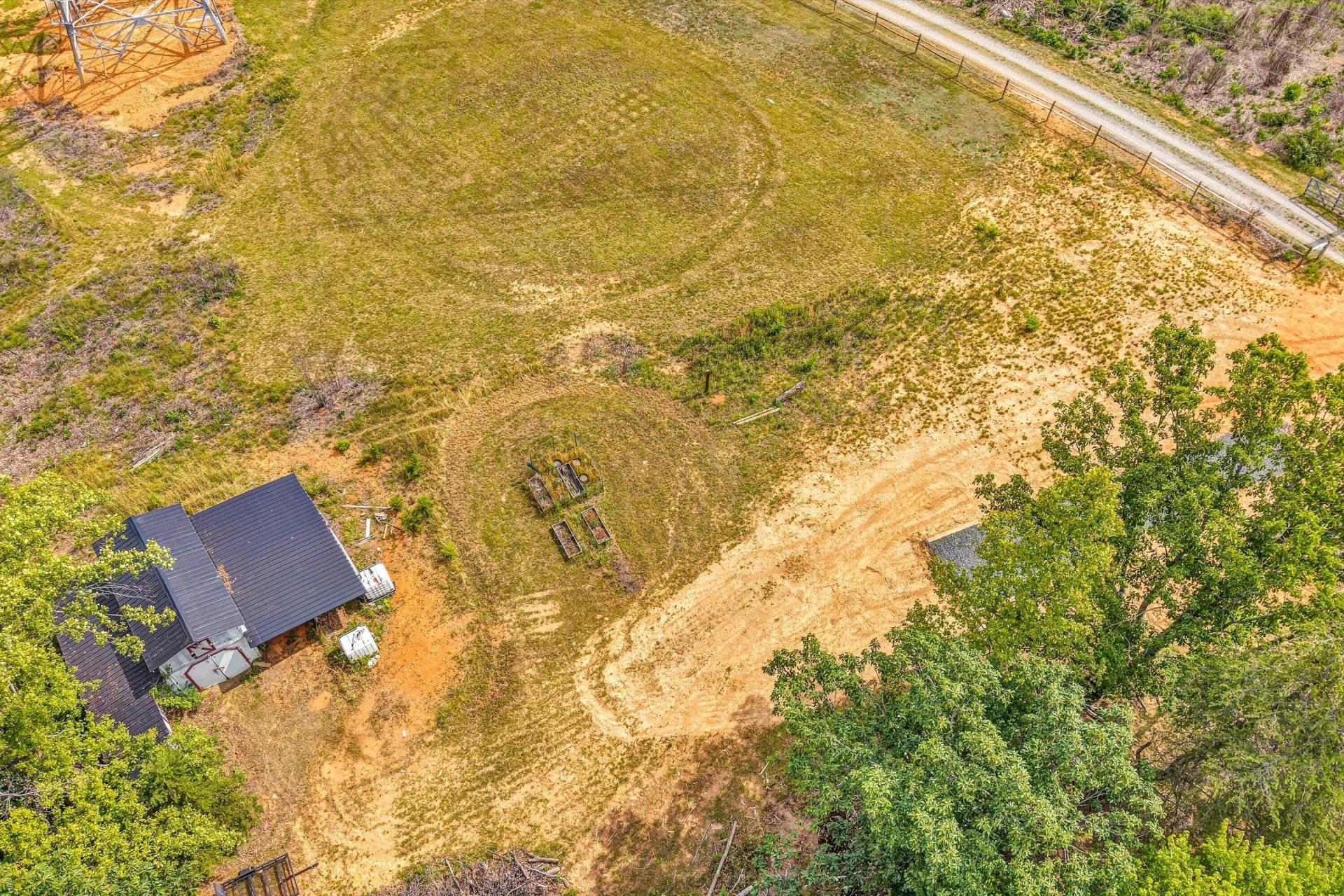 281 Cherokee Hills RD - Photo 39