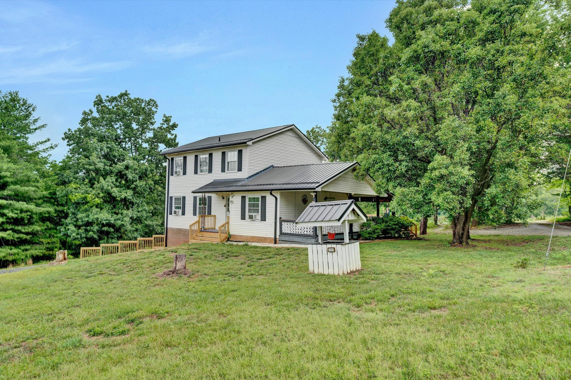 281 Cherokee Hills RD - Photo 45