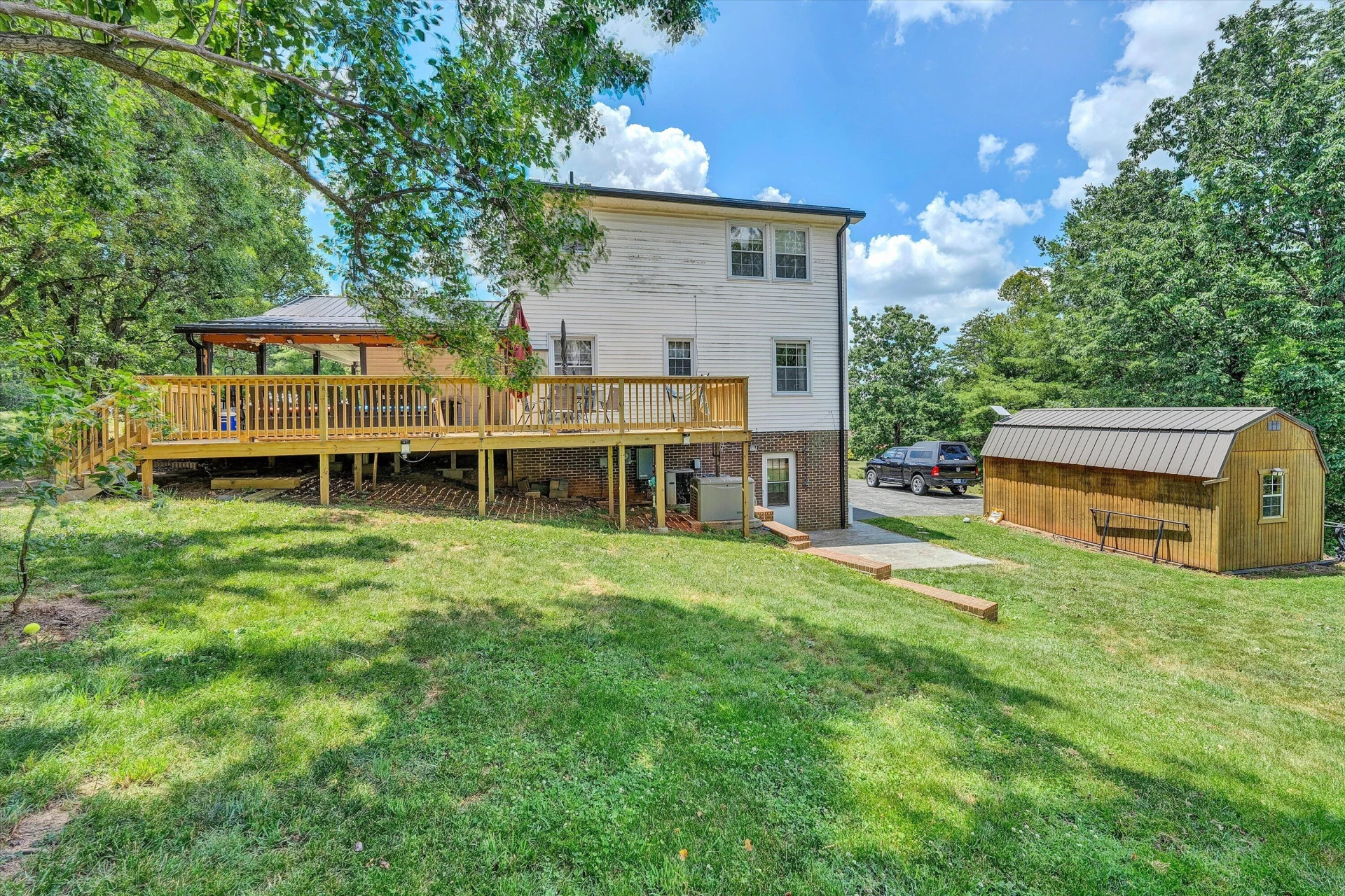 281 Cherokee Hills RD - Photo 51