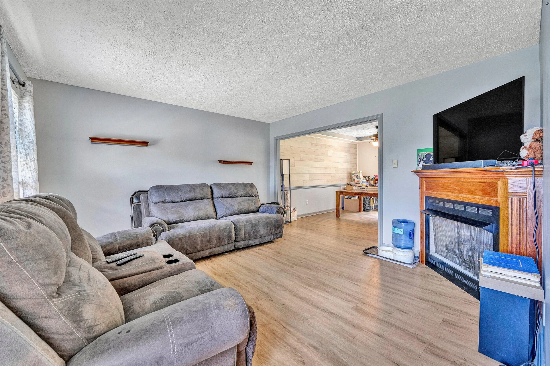 281 Cherokee Hills RD - Photo 10