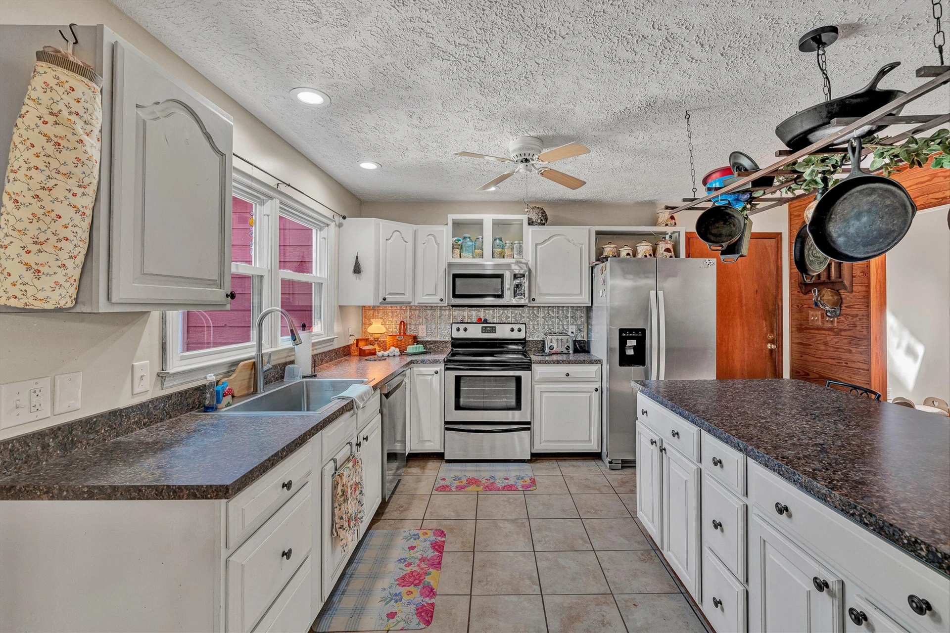 335 DAYTONA DR - Photo 14