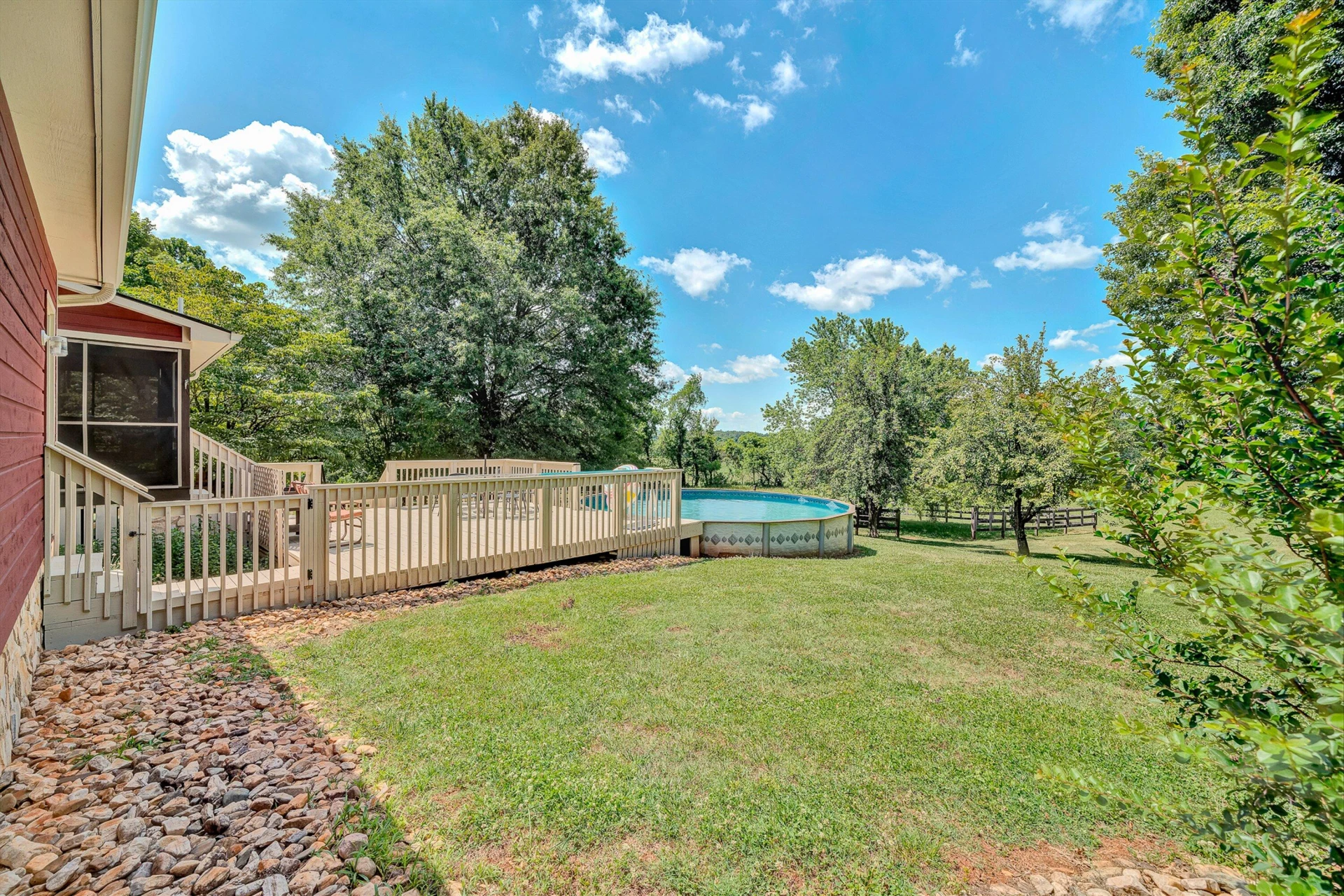 335 DAYTONA DR - Photo 46