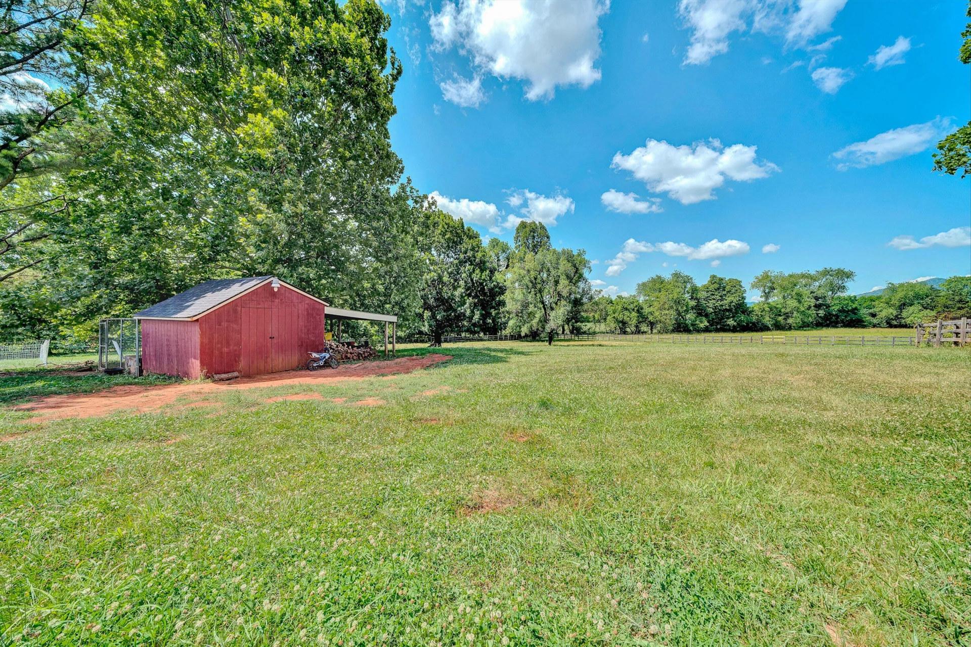 335 DAYTONA DR - Photo 52