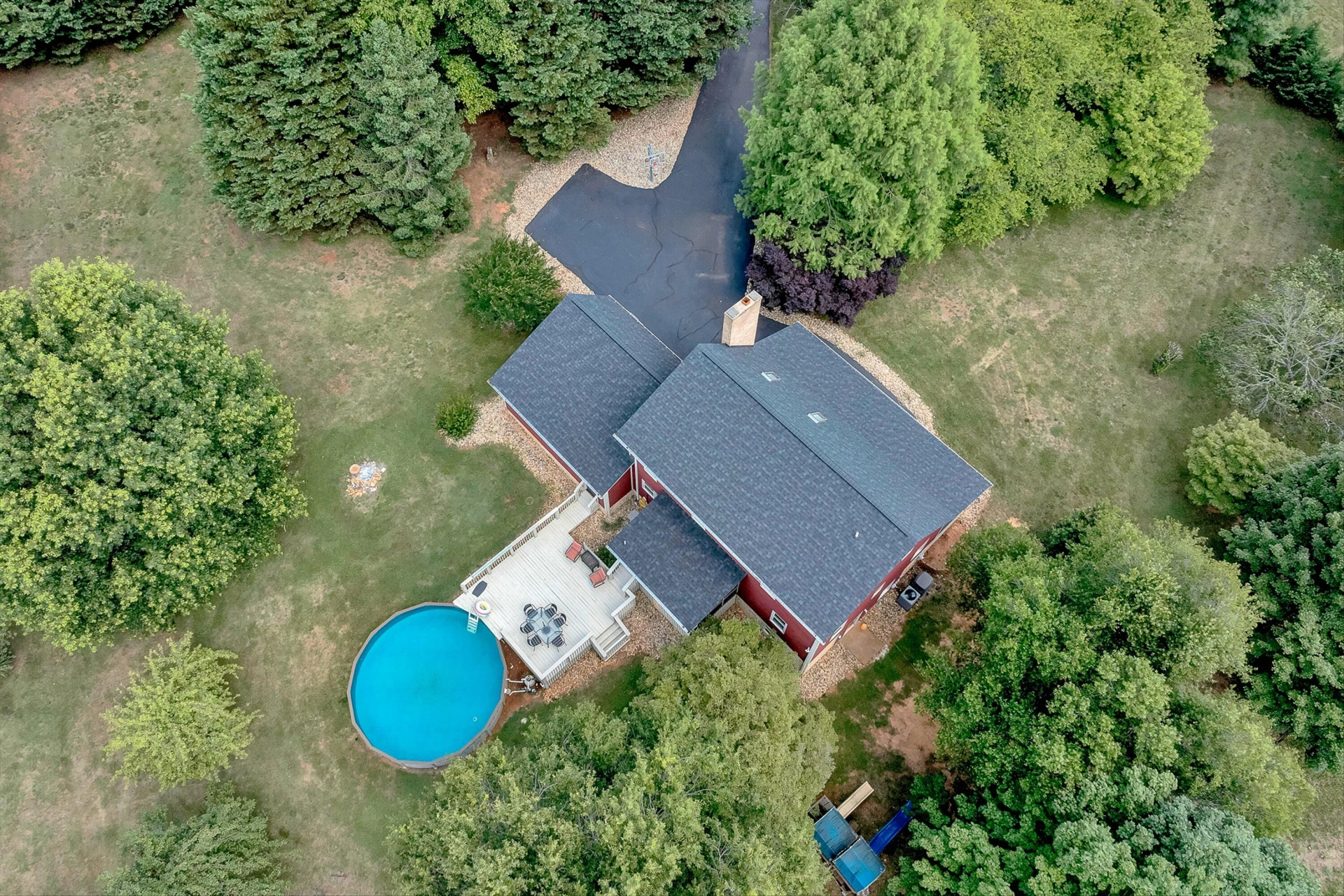 335 DAYTONA DR - Photo 60