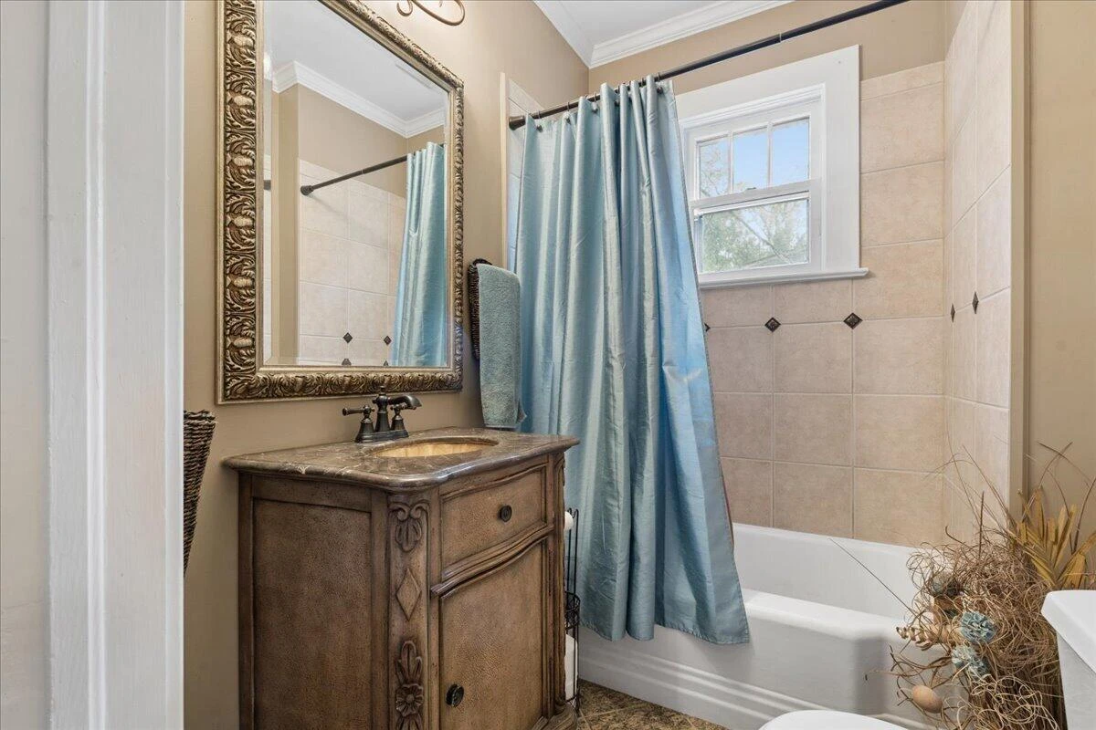 984 Ashland AVE - Photo 16
