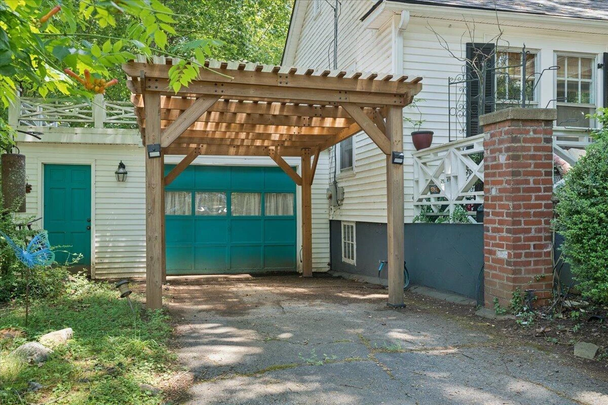 984 Ashland AVE - Photo 26