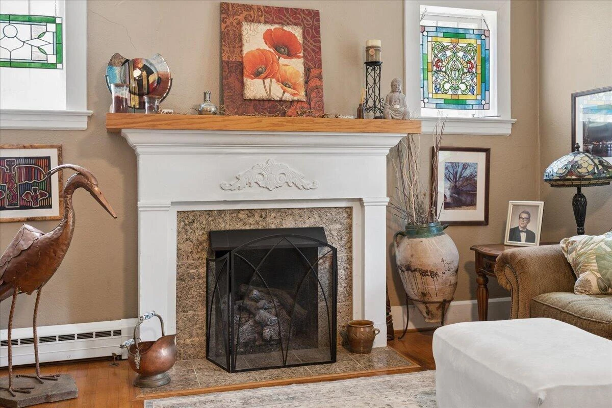 984 Ashland AVE - Photo 8