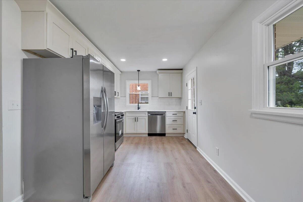 1415 Haydon ST - Photo 10