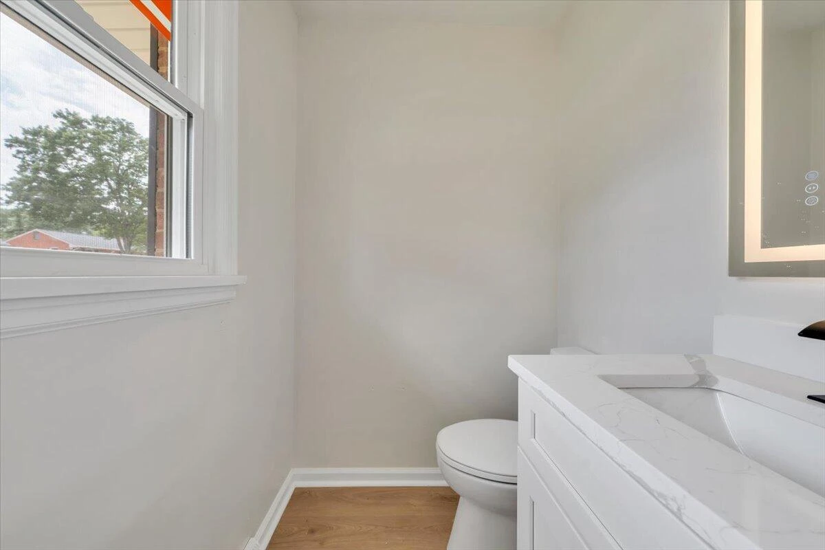 1415 Haydon ST - Photo 18