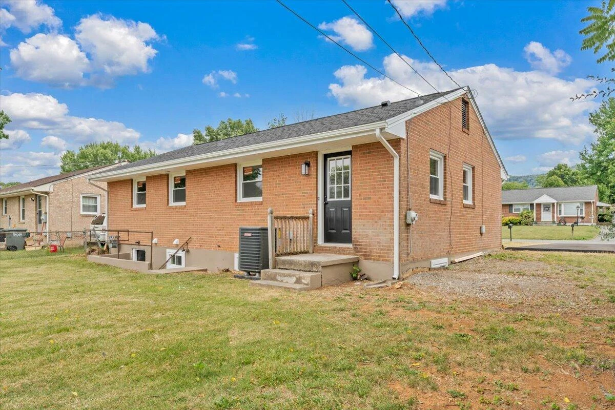1415 Haydon ST - Photo 38
