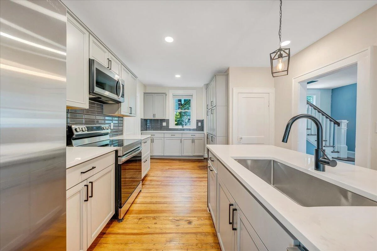 2622 Tillett RD SW - Photo 8
