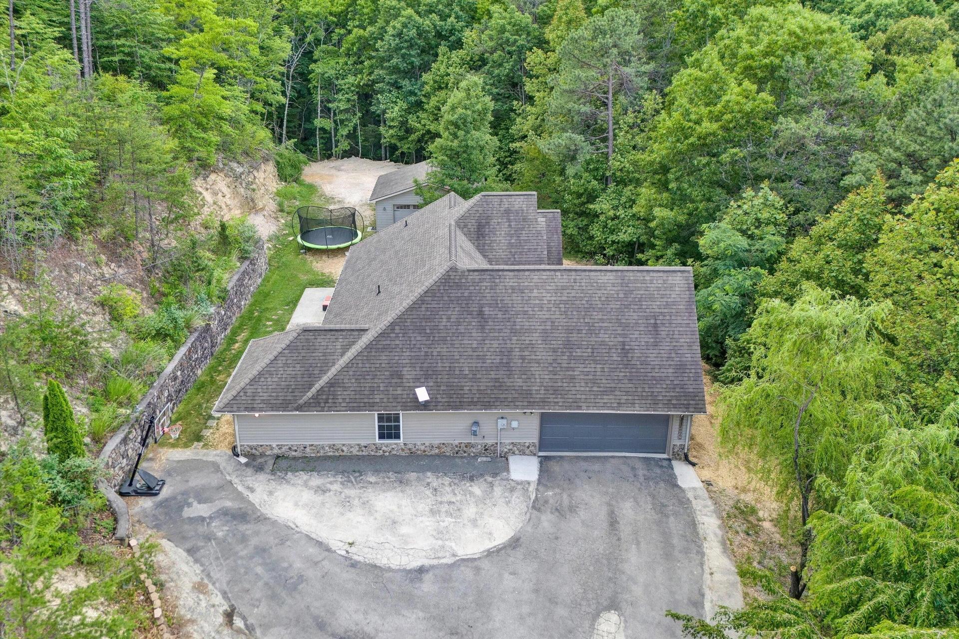 3075 Creekside DR - Photo 3