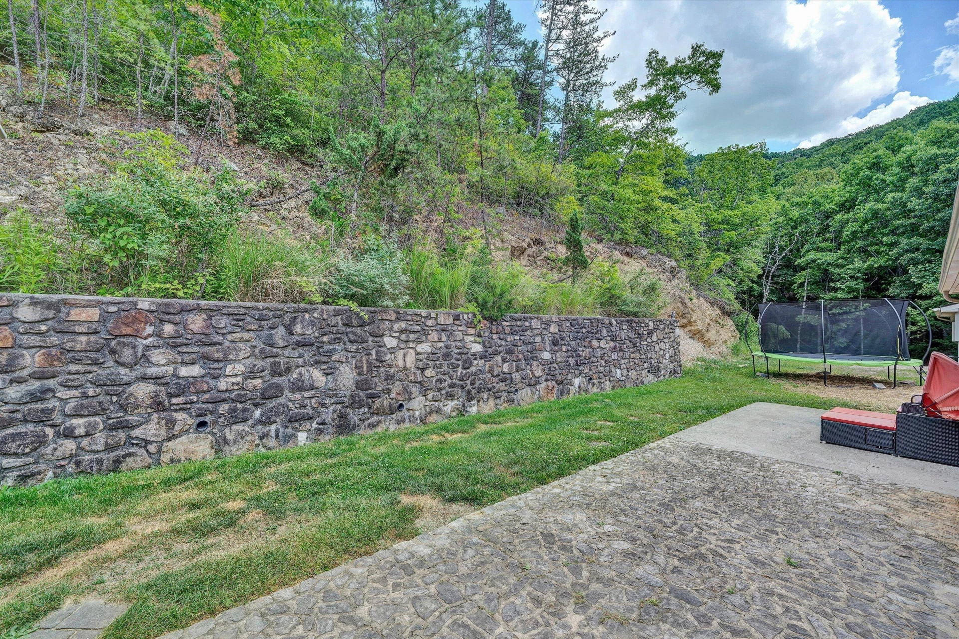 3075 Creekside DR - Photo 35