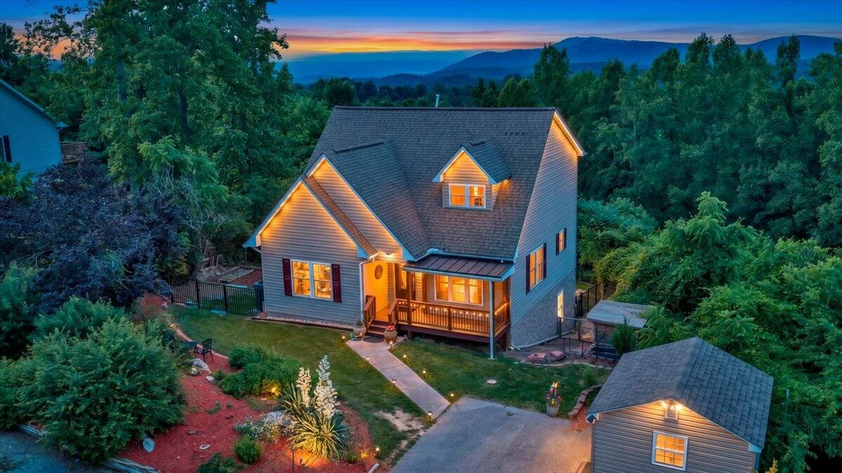 20 Wood Ridge DR