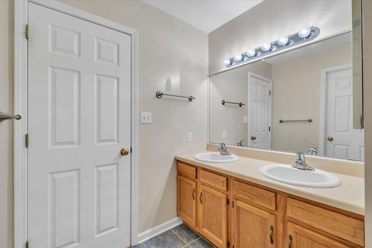 20 Wood Ridge DR - Photo 18