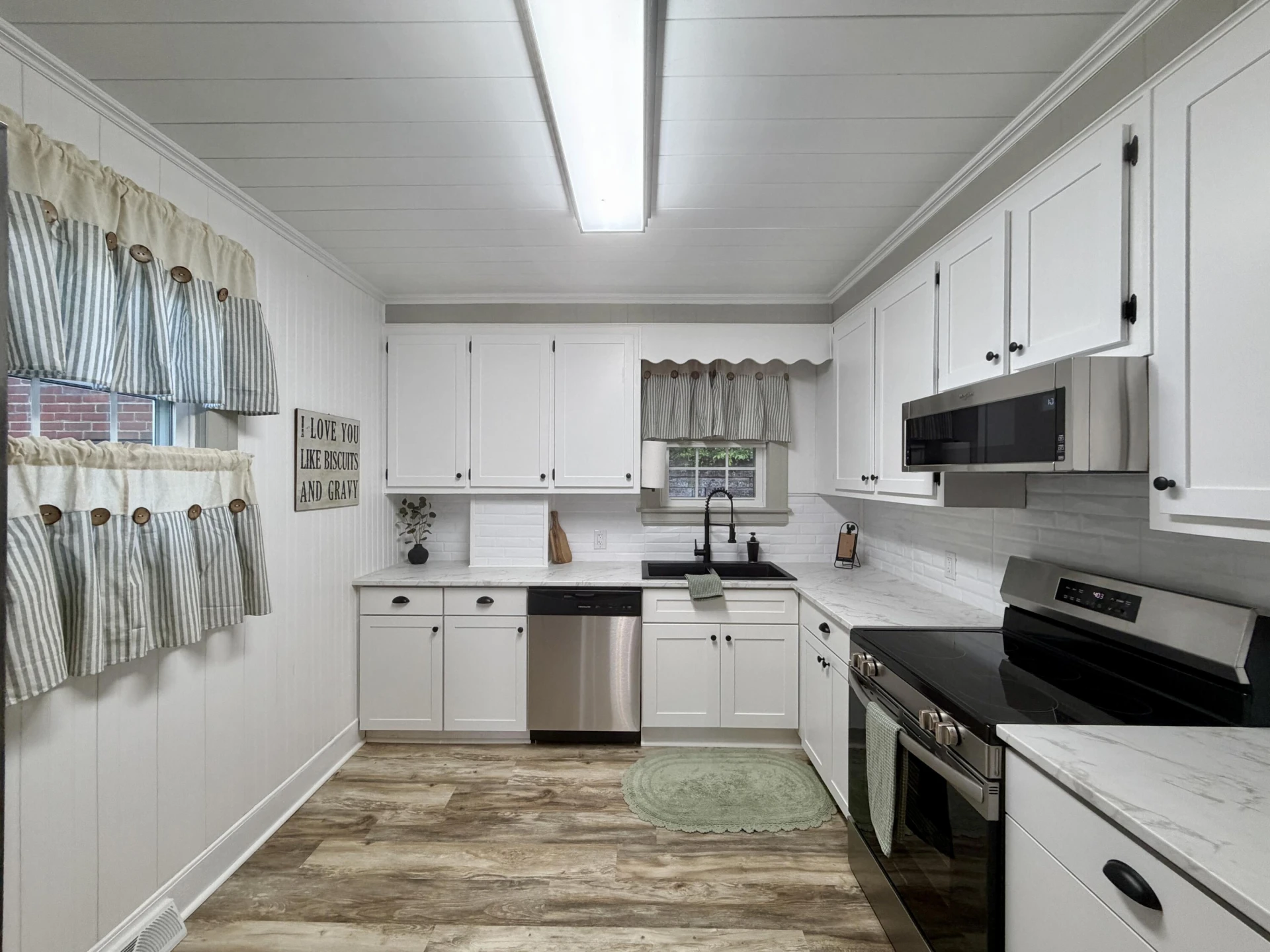 2901 Riverside DR - Photo 21