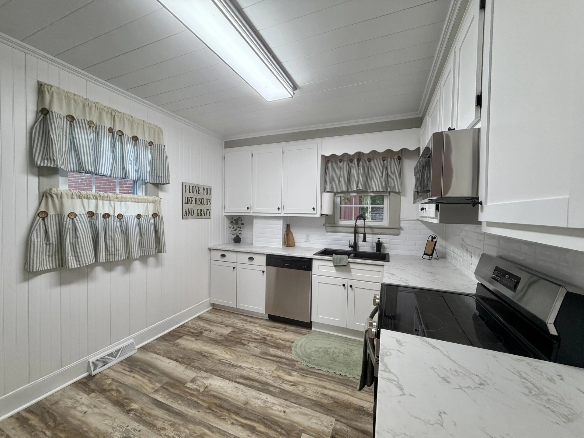 2901 Riverside DR - Photo 22