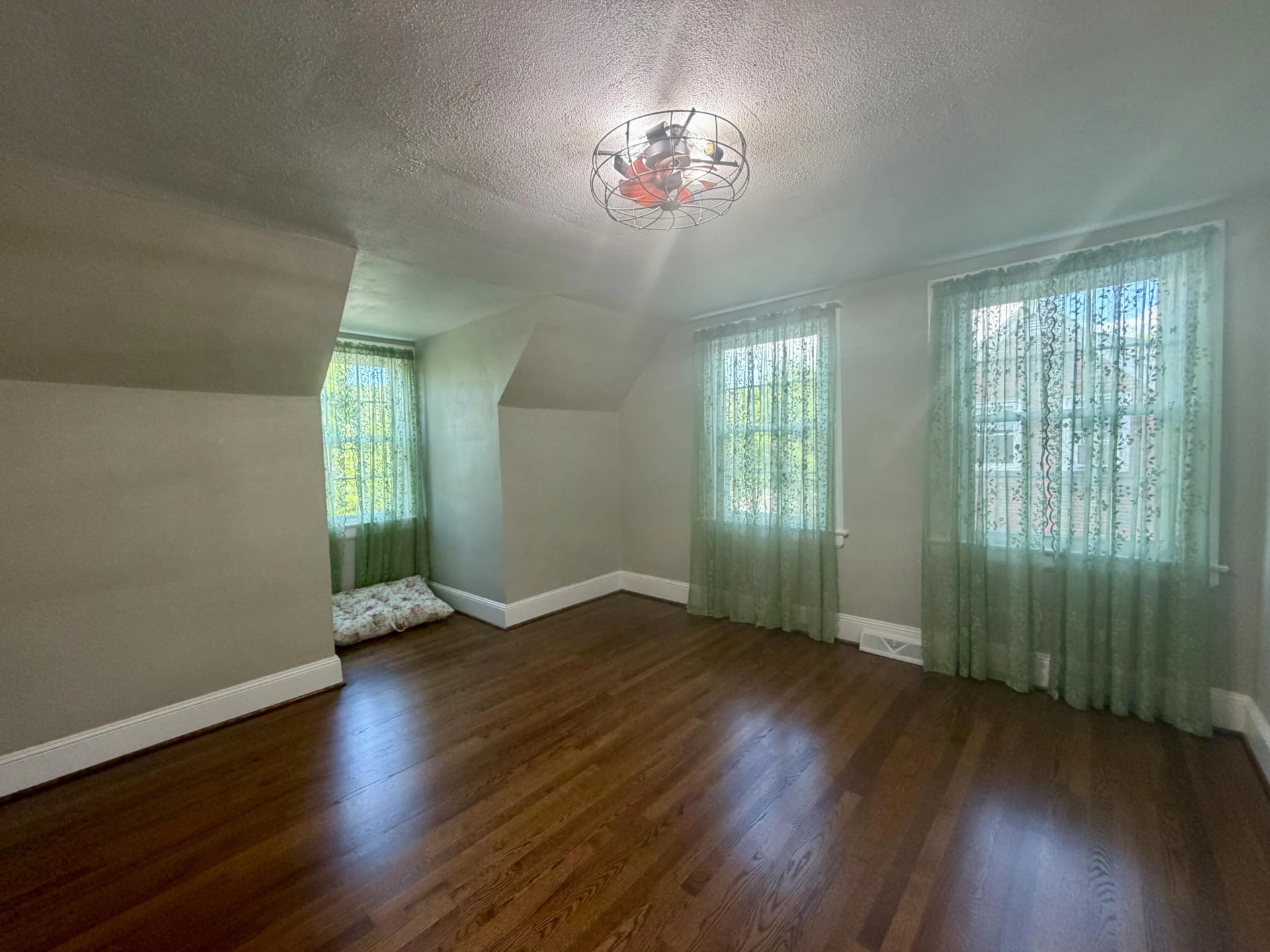 2901 Riverside DR - Photo 35