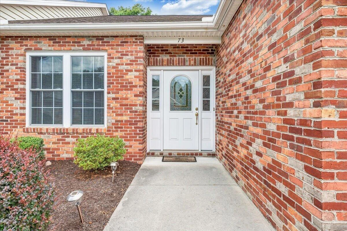 73 Cypress CT - Photo 2