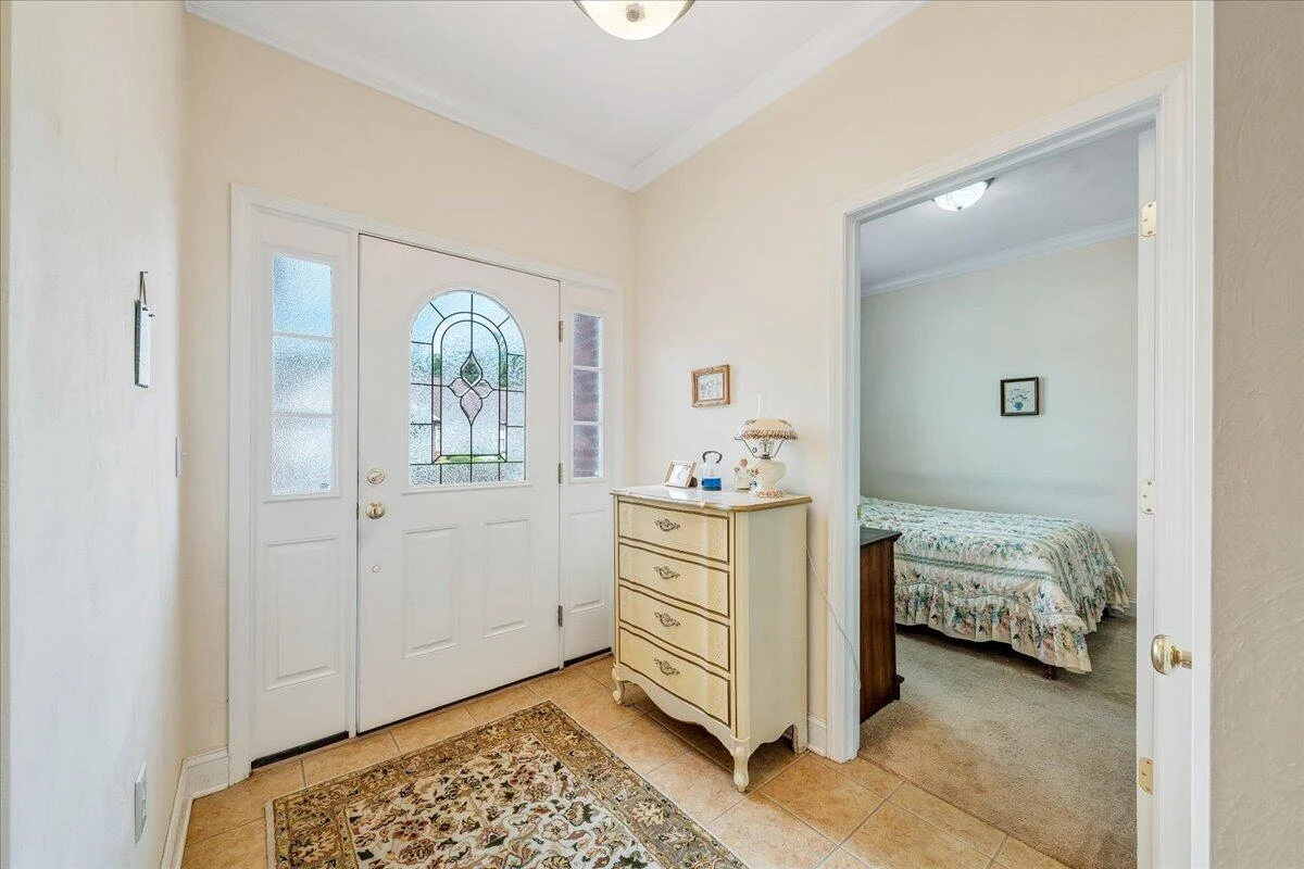 73 Cypress CT - Photo 4