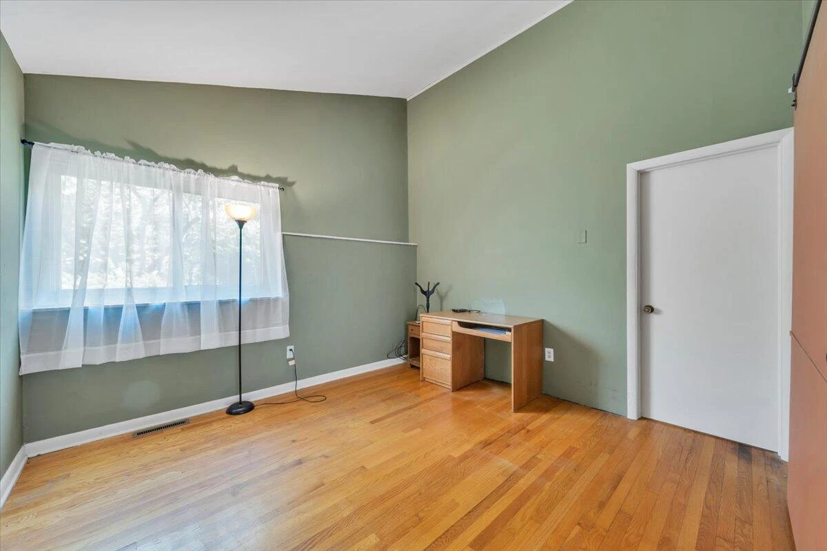 180 Daleview DR - Photo 16