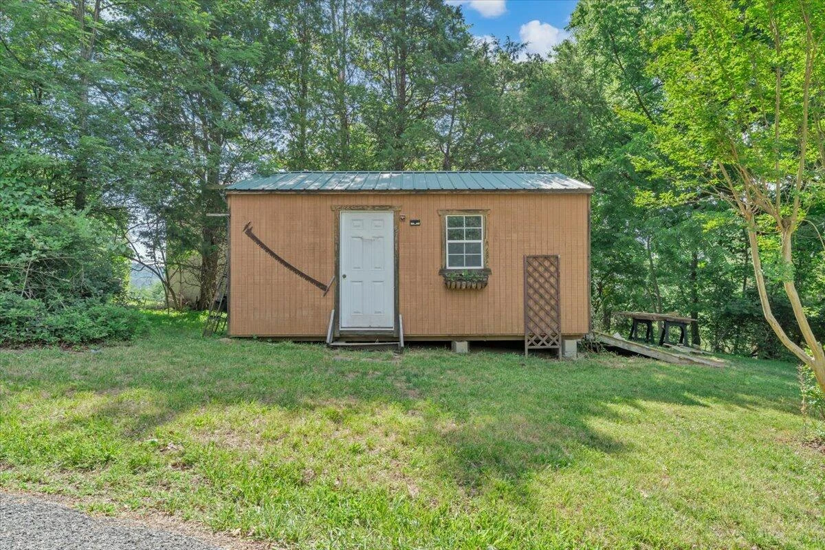 180 Daleview DR - Photo 45