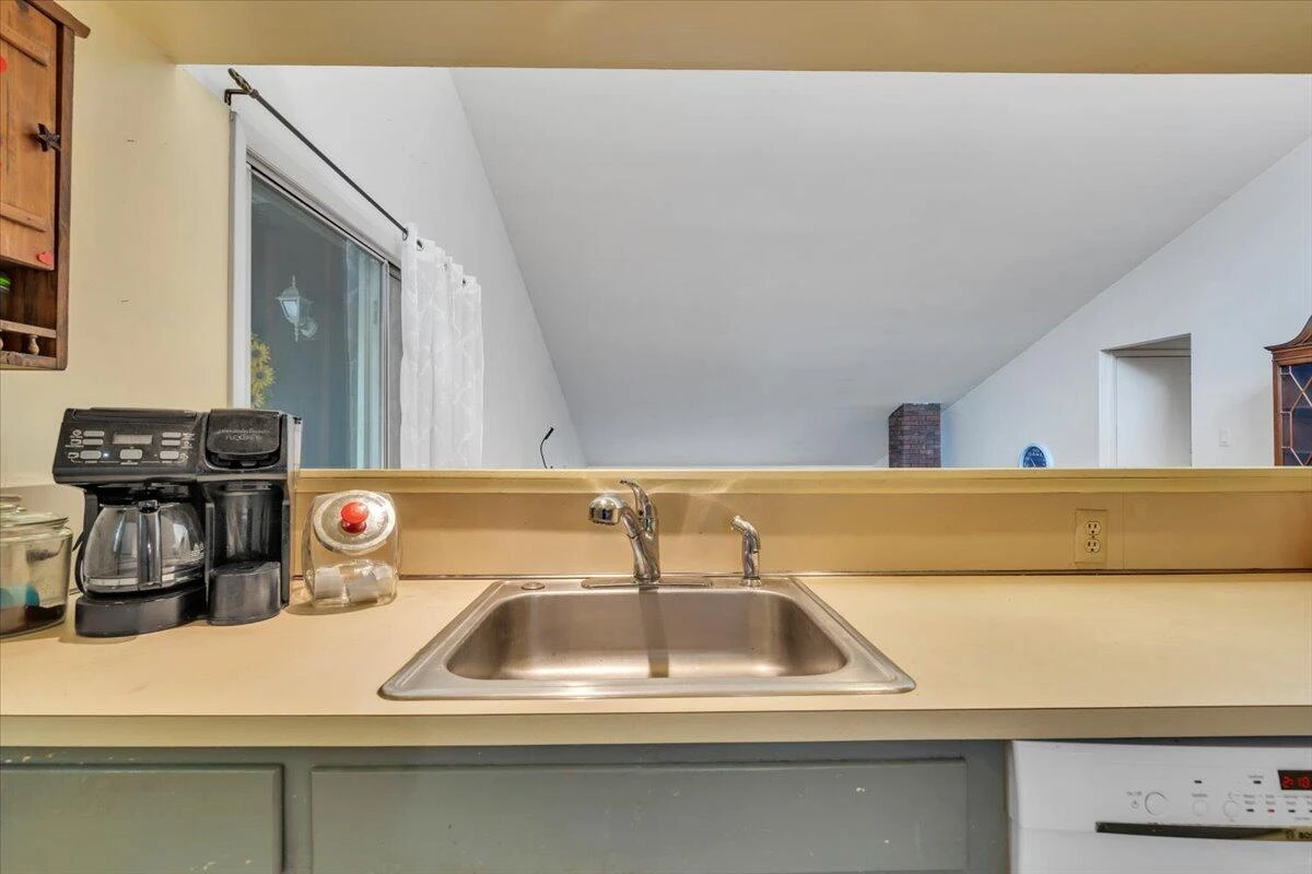 180 Daleview DR - Photo 7