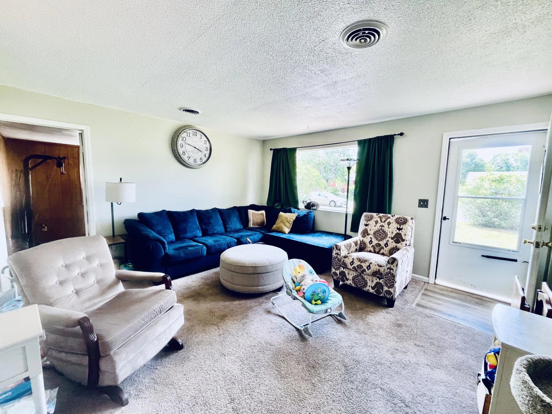 121 Tampa DR - Photo 3