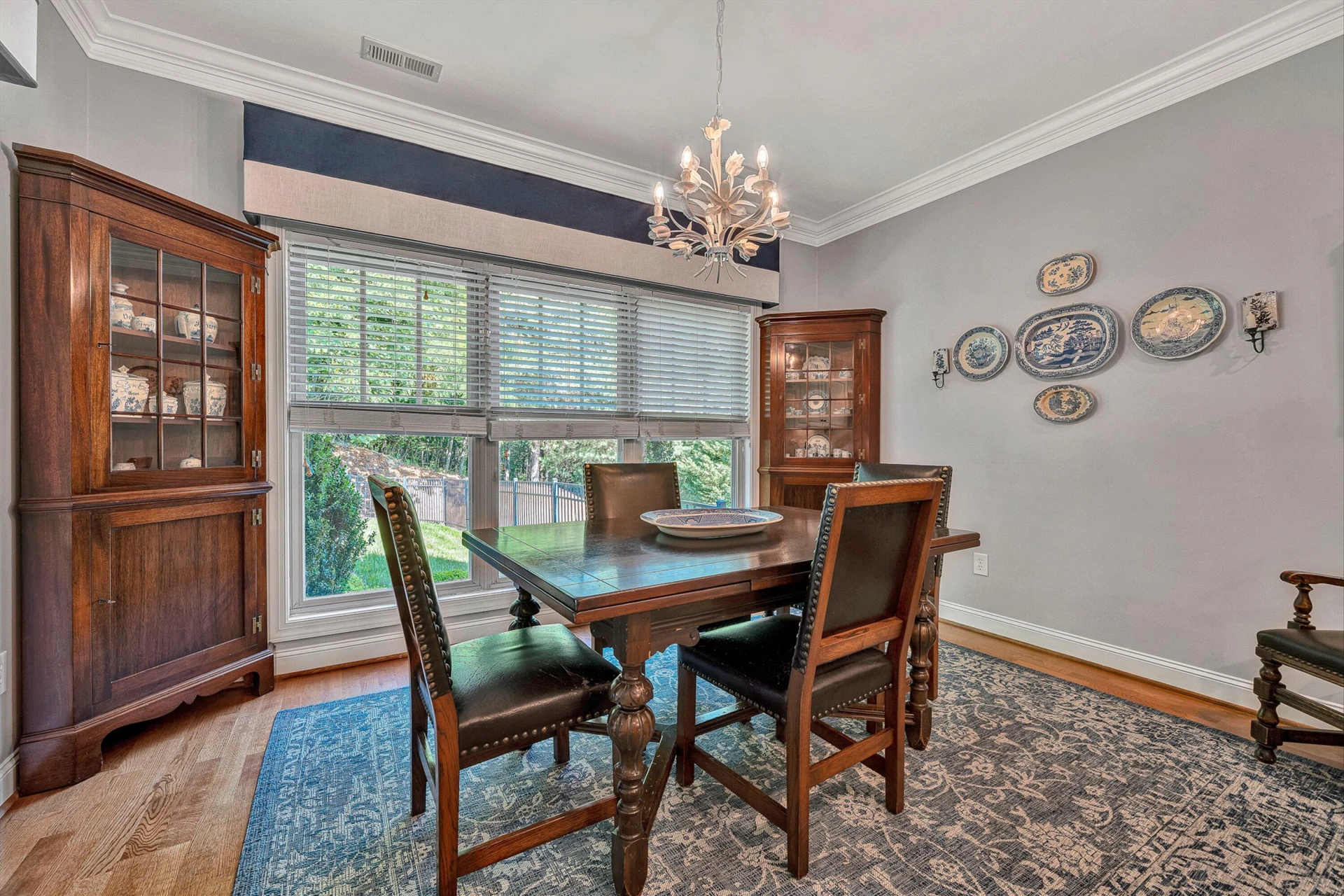 7102 Linn Cove CT - Photo 25