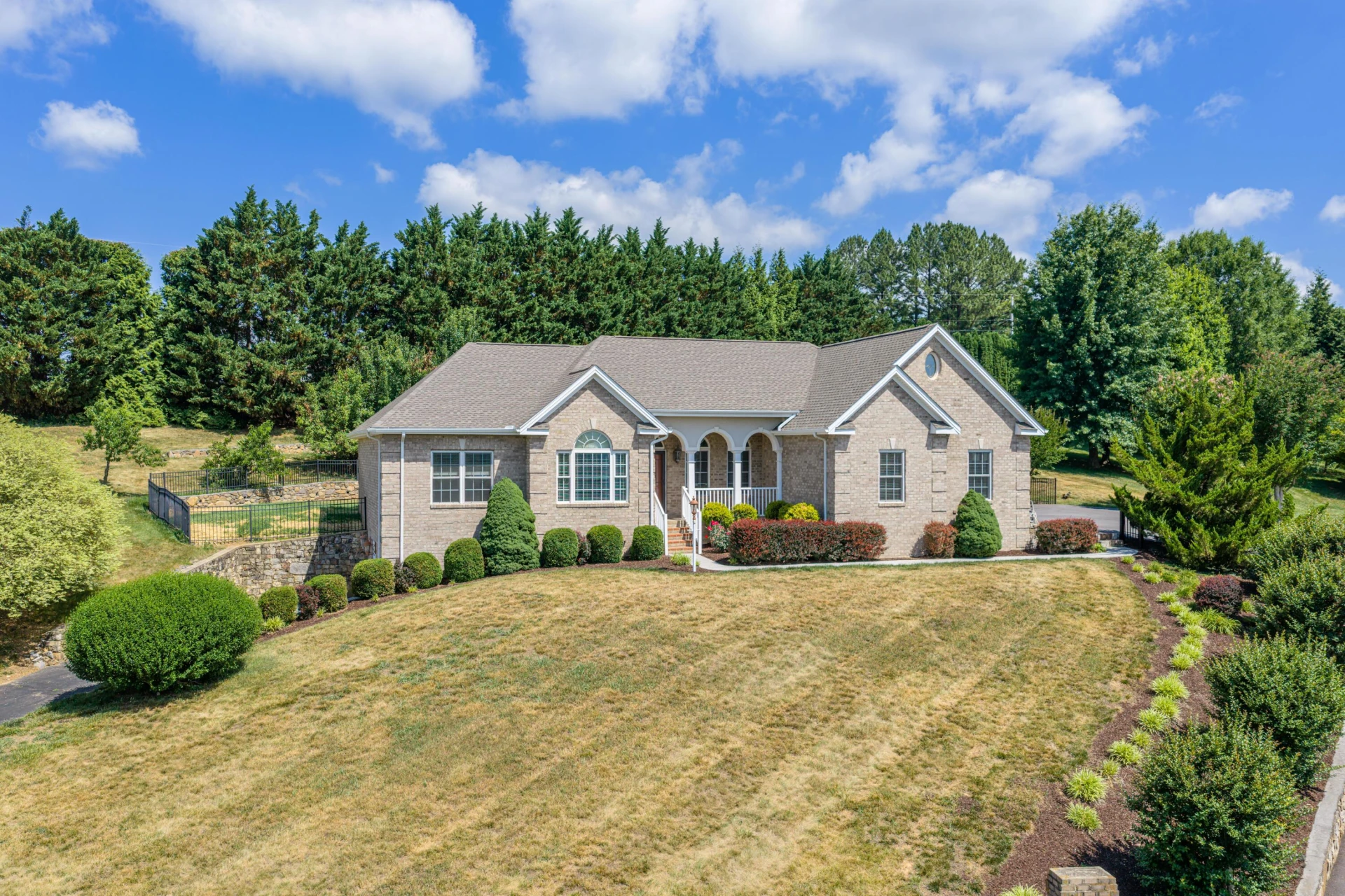 75 Walnut Manor DR