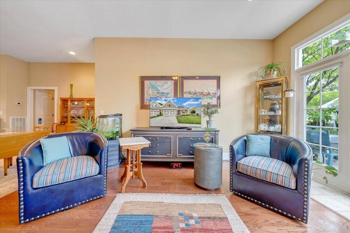 4923 Laryn LN - Photo 7