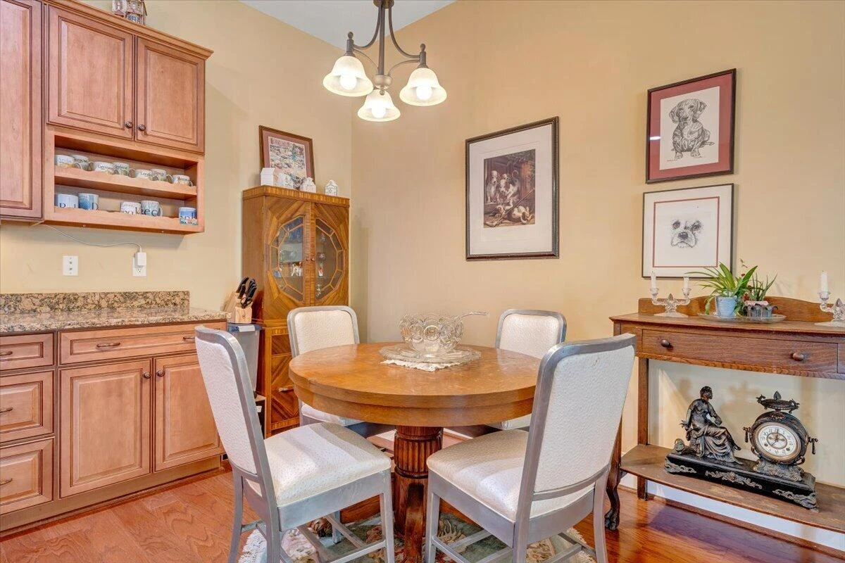 4923 Laryn LN - Photo 9