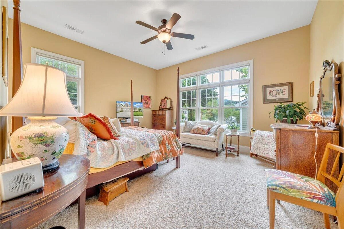 4923 Laryn LN - Photo 12