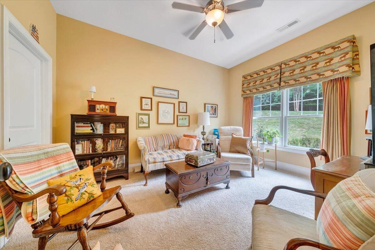 4923 Laryn LN - Photo 15