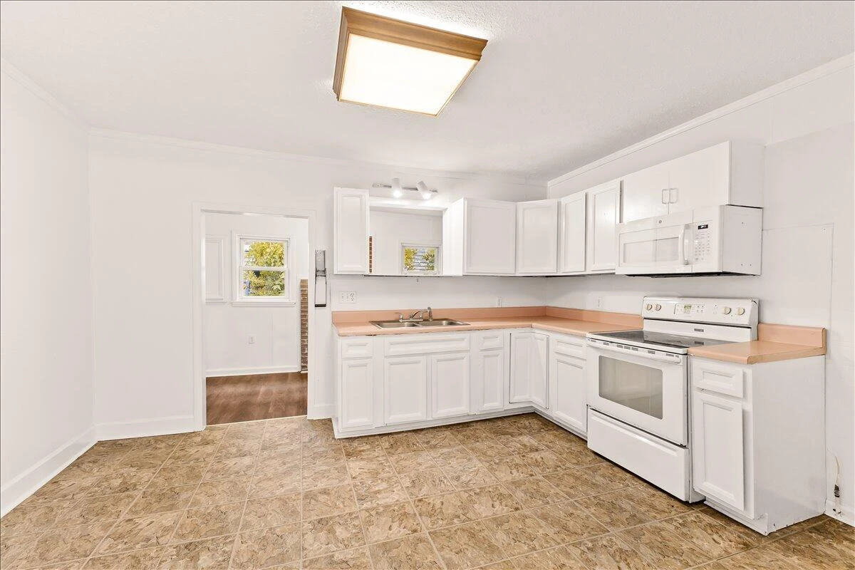 95 Spring ST - Photo 6