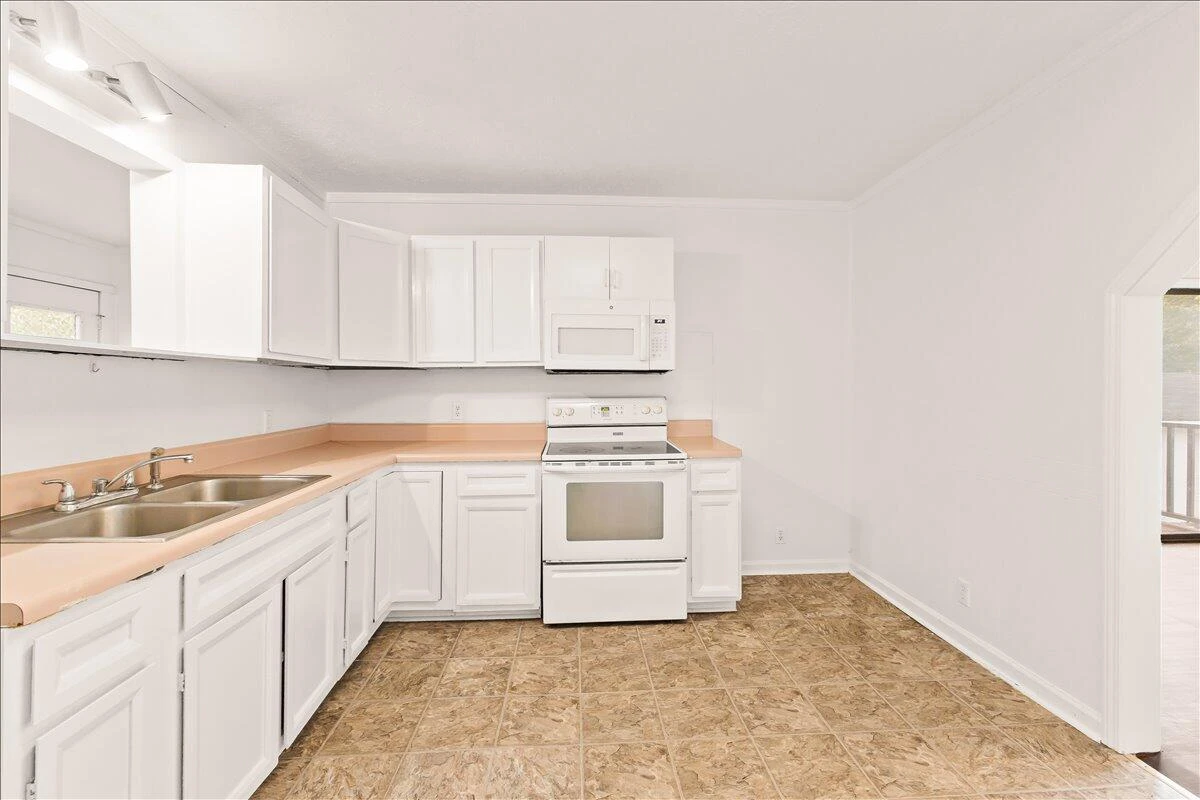 95 Spring ST - Photo 7