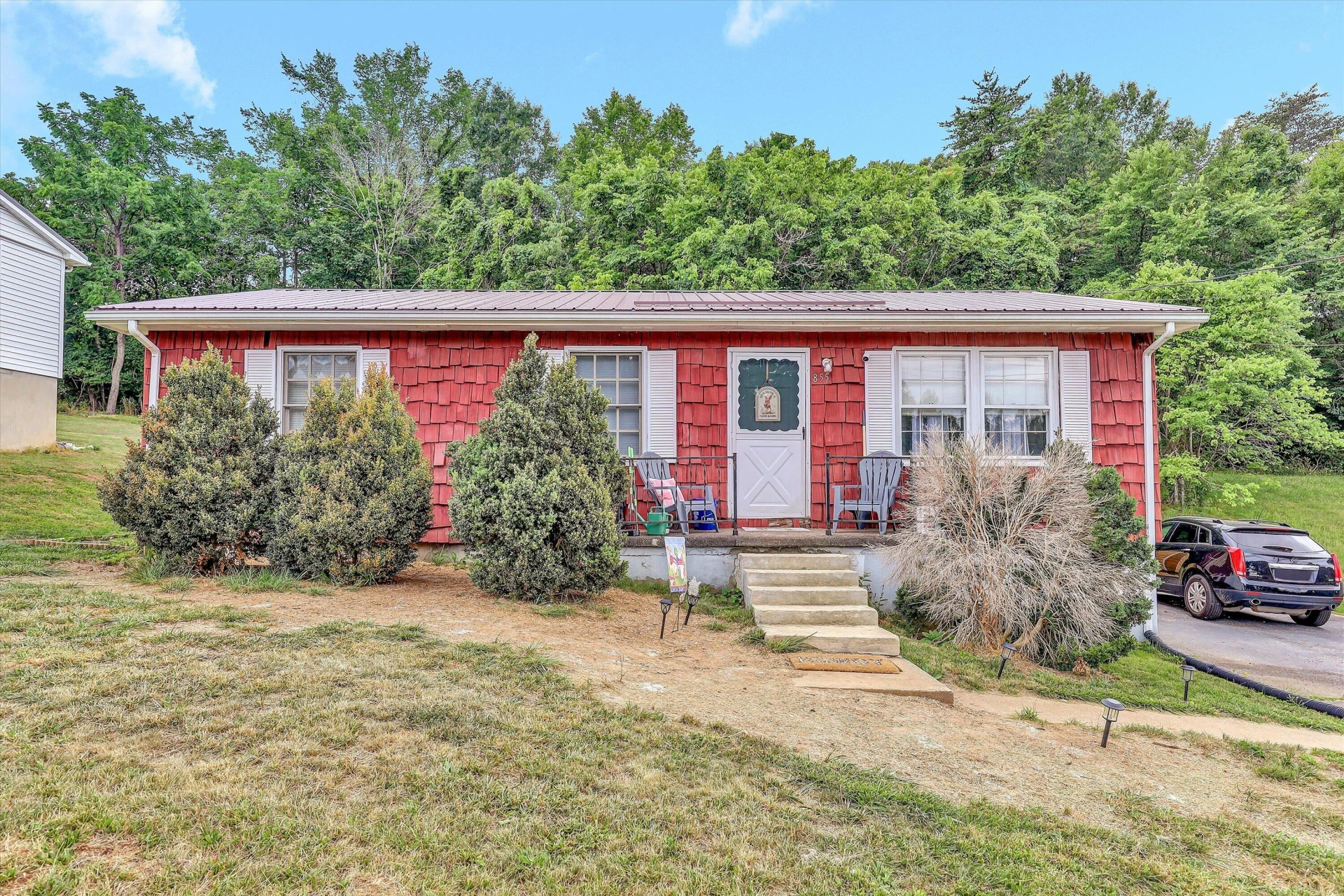 855 Southland DR