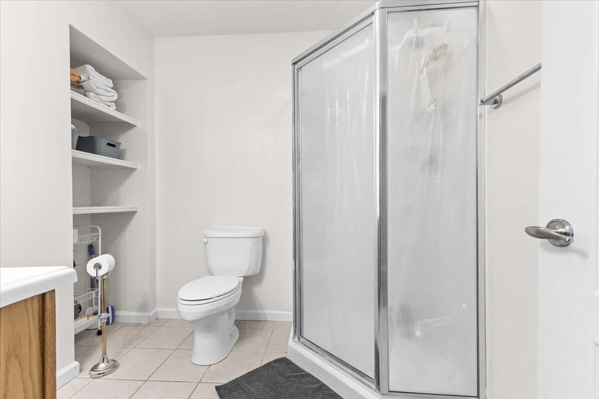 231 Mountain Cove DR ## A-2 - Photo 32