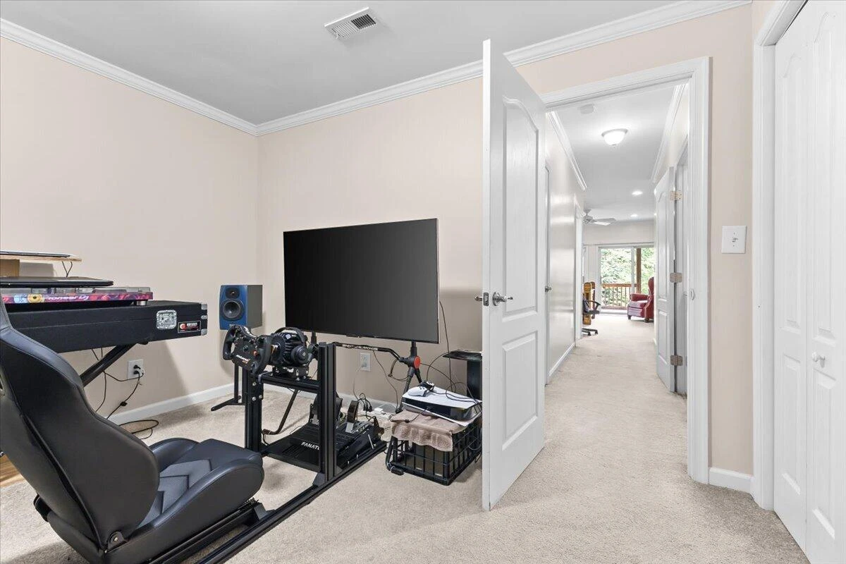 231 Mountain Cove DR ## A-2 - Photo 36