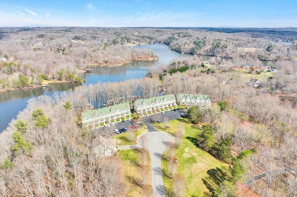 231 Mountain Cove DR ## A-2 - Photo 37