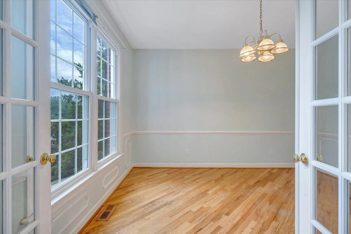 251 Buckingham CT - Photo 19