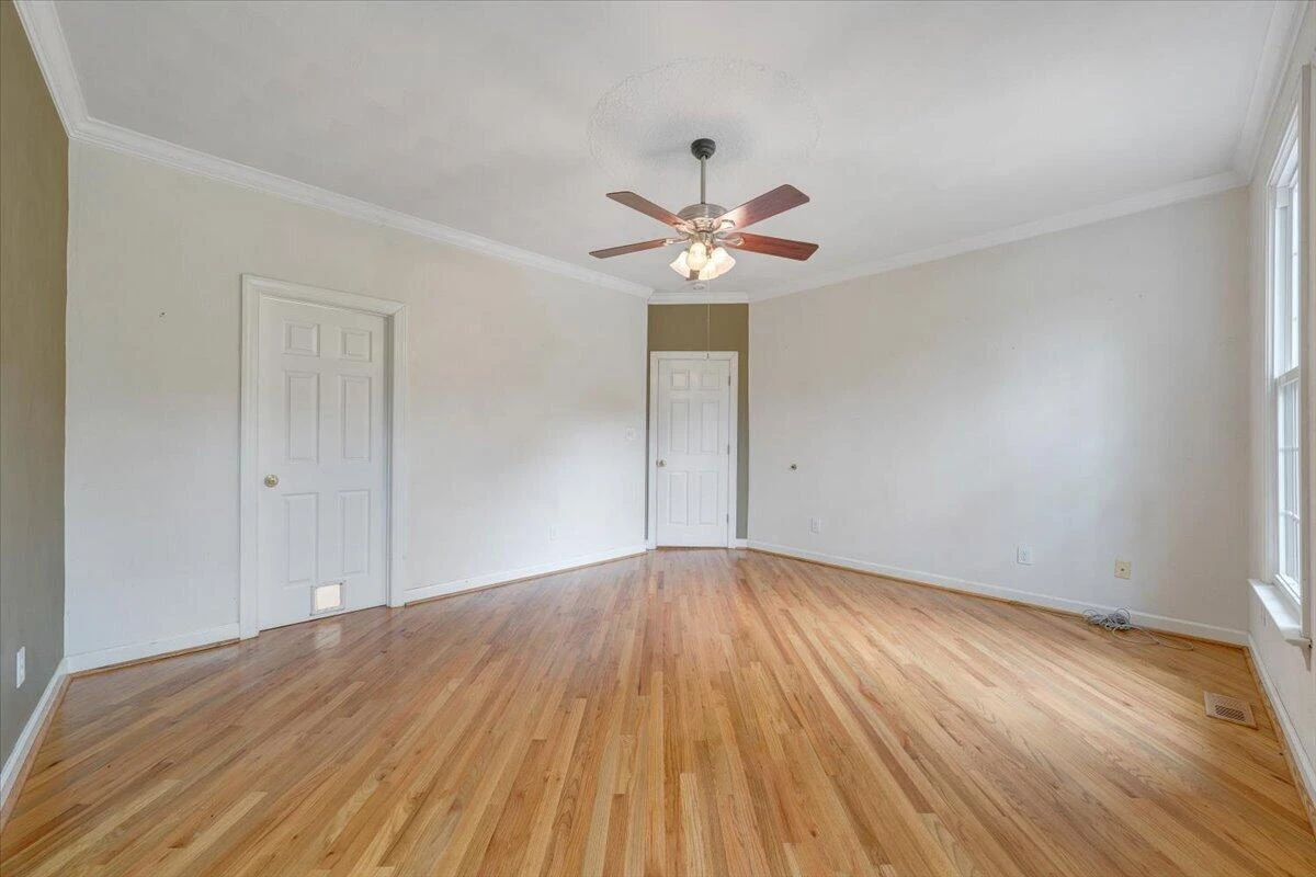 251 Buckingham CT - Photo 24