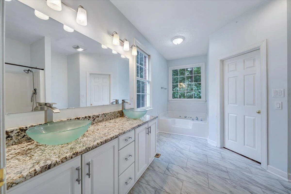 251 Buckingham CT - Photo 25