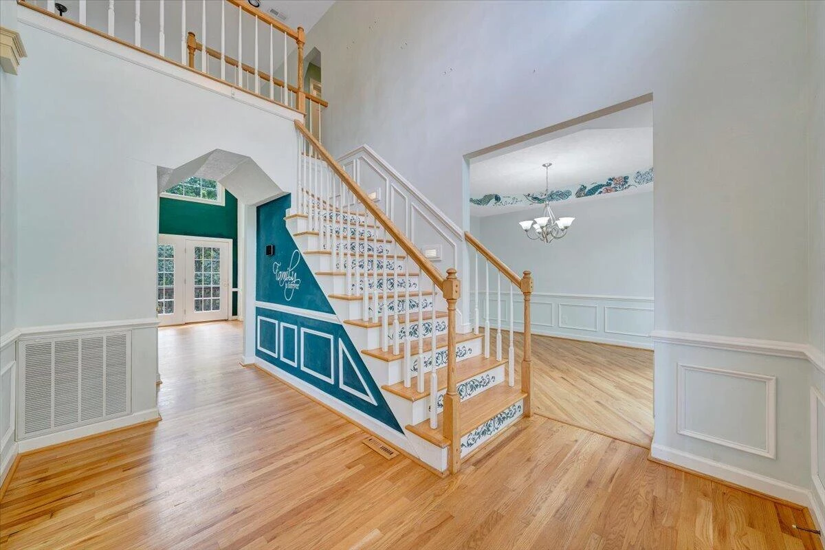 251 Buckingham CT - Photo 5