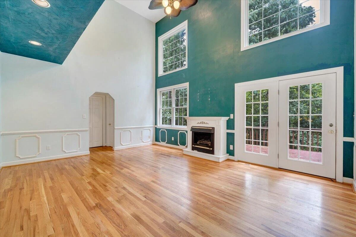 251 Buckingham CT - Photo 6