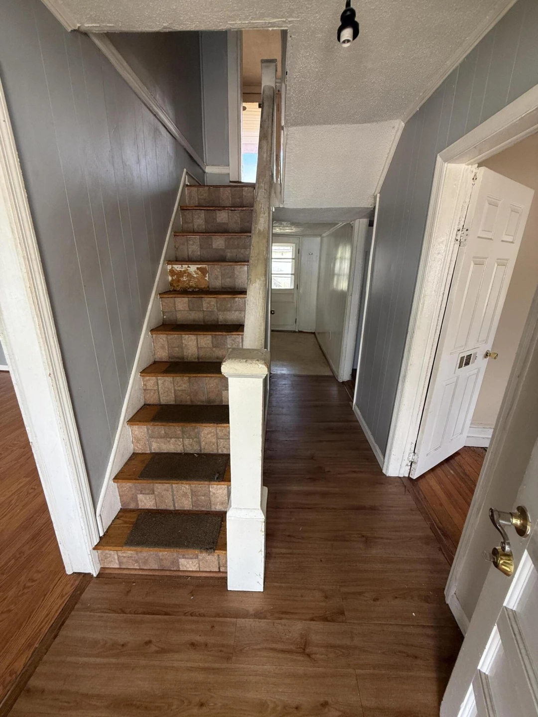 116 Front AVE - Photo 2