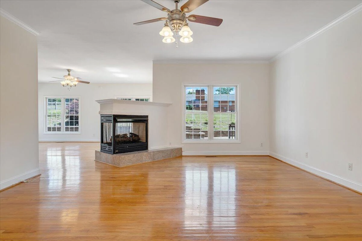1619 Sterling Place CIR - Photo 12