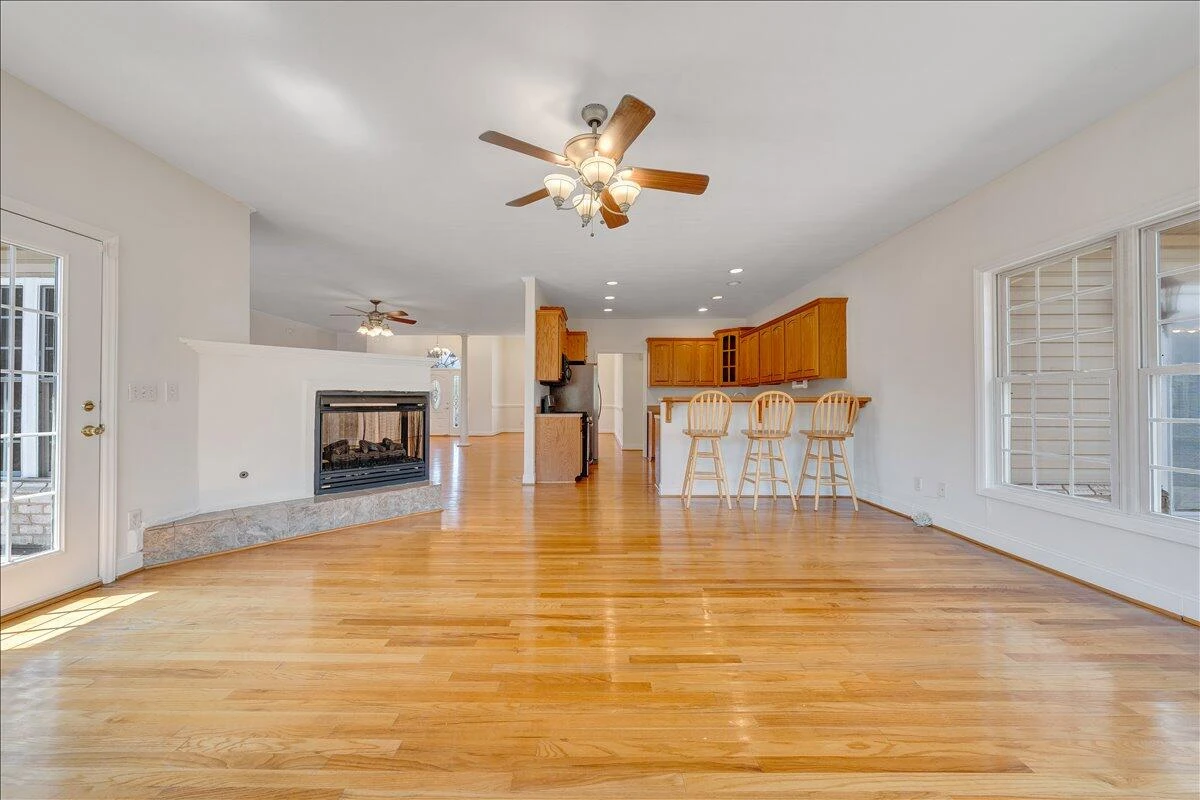 1619 Sterling Place CIR - Photo 19